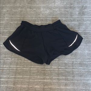 lululemon hotty hot shorts
